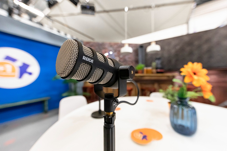 Podcast studio huren met hoogwaardig geluid